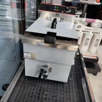 سرخ کن صنعتی|کافیشاپ و رستوران|امیدیه, |دیوار