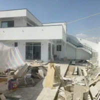 شاگرد نقاشی ساختمان