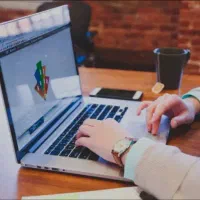 کار در منزل با گوشی