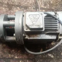 تعدادی دینام پمپ کف کش ژنراتور