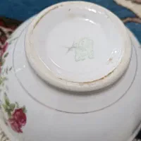 دو عدد کاسه چینی قدیمی دور طلایی|ظروف سرو و پذیرایی|مبارکه, |دیوار