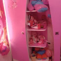 سه تکه کمد میز و آینه صورتی