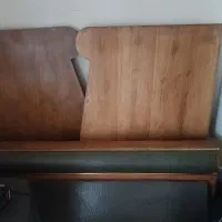 میز اداری قهوه‌ای بنگاه