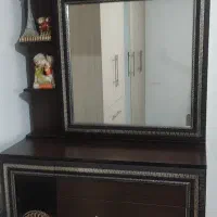 کمد وآیینه