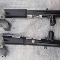 تعمیر و استوک کمک فنر با گارانتی ۹ ماهه کتبی|خدمات موتور و ماشین|کرج, گلشهر|دیوار