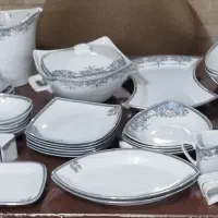 ظروف چینی پردیس ۱۸ نفره در حد نو