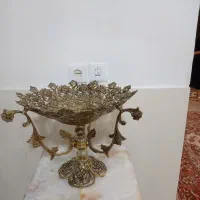 تعدادی وسایل تزیینی برنز|بوفه، ویترین، کنسول|کوهدشت, |دیوار