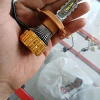 تعمیرات هدلایت ماشین و پرژکتور led|لامپ و چراغ|میبد, |دیوار