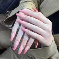 تخفیف ویژه کاشت ناخن 400