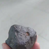سنگ مشکوک به شهاب سنگ