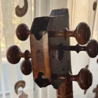 تار دو مهر خردمند، اقتصادی|سازهای سنتی|اراک, |دیوار