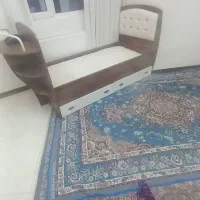 تحت خواب تک نفره با تشک دو عدد کمد سالم در حدنو