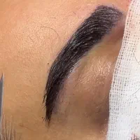 کاشت ابرو طبیعی
