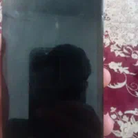 یک عدد گوشی