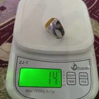 انگشتر عقیق زرد کهنه با رکاب نقره 925قدیمی