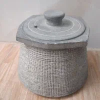 دیگچه سنگی قدیمی