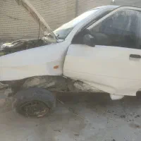 پراید صندوق دار مدل 95 تصادف کرده
