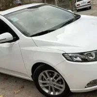 ماشین سواری سراتو|خودرو سواری و وانت|خرم‌آباد, |دیوار