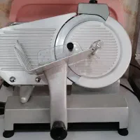 اسلایسر کالباس یا کالباس بر و دستگاه برش مرغ