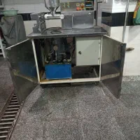 دستگاه کباب گیر بسیار تمیز و سالم|کافیشاپ و رستوران|سبزوار, طبرسی (جعفرآباد)|دیوار