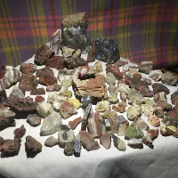 کلکسیون سنگ های زینتی