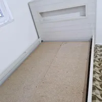 تخت و تشک نوجوان.