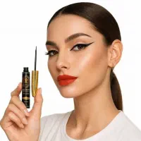 خط چشم پاریس