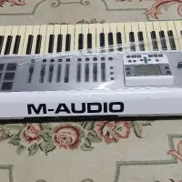کیبورد،ارگ،میدی کیبورد M audio axiom air 61