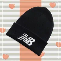 کلاه های اسپرت|لباس|هادی شهر, |دیوار