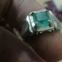 انگشتر زمرد