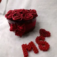 باکس گل ۱۲شاخه|گل مصنوعی|بروجرد, |دیوار