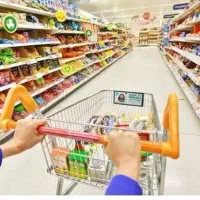 استخدام نیروی صندوقدار و چیدمان خانم و کارگر مرد
