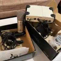 مکروفون بهرینگر و کارت صوتی یوتراک|آلات موسیقی|ارومیه, |دیوار