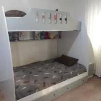 تخت دو طبقه
