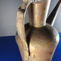 آفتابه مسی قدیمی|کلکسیون اشیاء عتیقه|مشهد, ایثار|دیوار