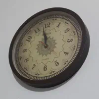 ساعت دیواری