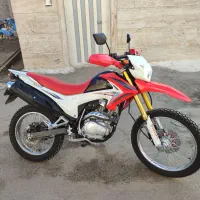 موتور سیکلت تریل ۲۰۰ پرواز
