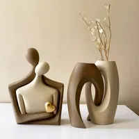 استند