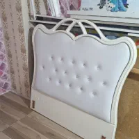 تخت دخترانه