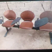 ۴ عدد صندلی دانشجویی ۳ نفره دسته دار نیلپر