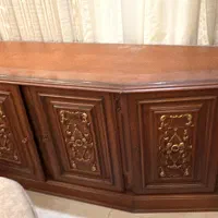 ویترین چوب گردو