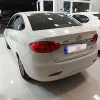 جک j4 اتوماتیک درحد