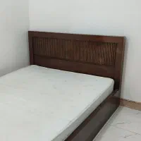 تخت خواب چوب