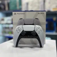 دسته PS5 رنگ سفید
