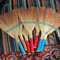 جارو قرمز|لوازم نظافت|شاندیز, |دیوار