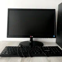 کیس و مانیتور و کیبرد در حد نو