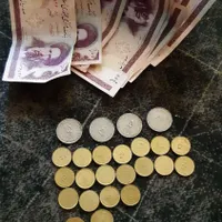 تعدادی سکه یکجا