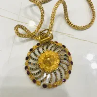 چند قطعه طلای زیبا