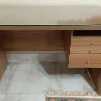 میز اداری کامپیوتر