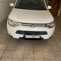 میتسوبیشی‌اوتلندر ۲۰۱۵ مدل ۲۰۱۵ تیپ ۳ سقارش روسیه
